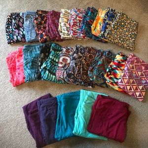 Lot of 27 pair of OS LuLaRoe leggings